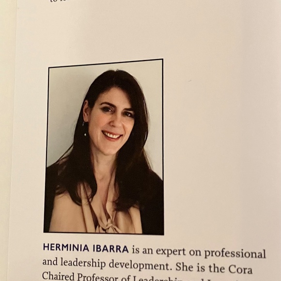 Leadership Book "Act Like a Leader, Think Like a Leader" - Picture 4 of 5